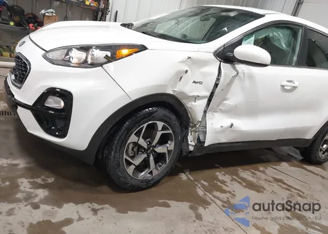 2020 Kia Sportage Lx z USA, uszkodzony, nr VIN KNDPMCAC2L7777885